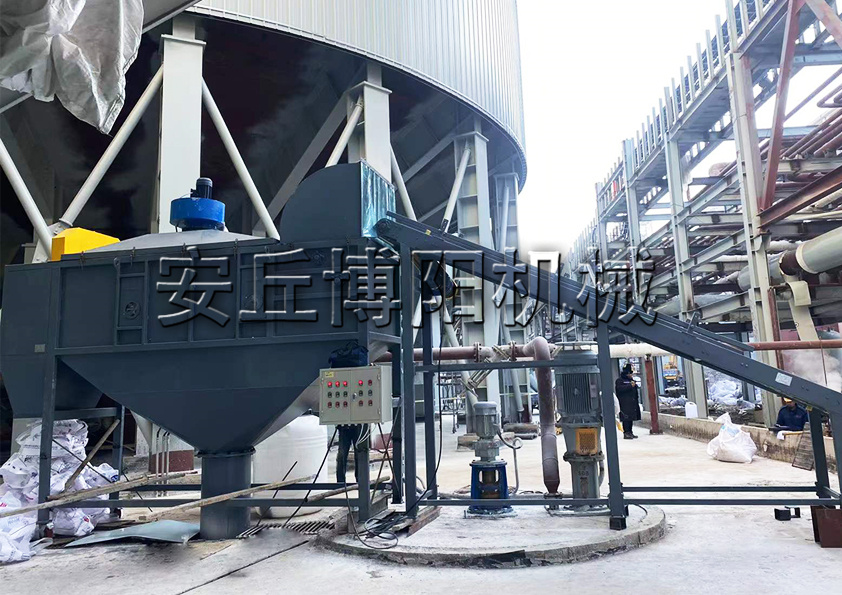 50kg滑石粉自動(dòng)破包機(jī)技術(shù)特點(diǎn)是什么？